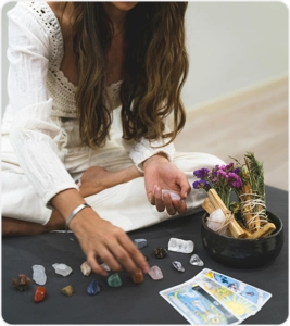 Img_Travel_S.4-2-1-267x300